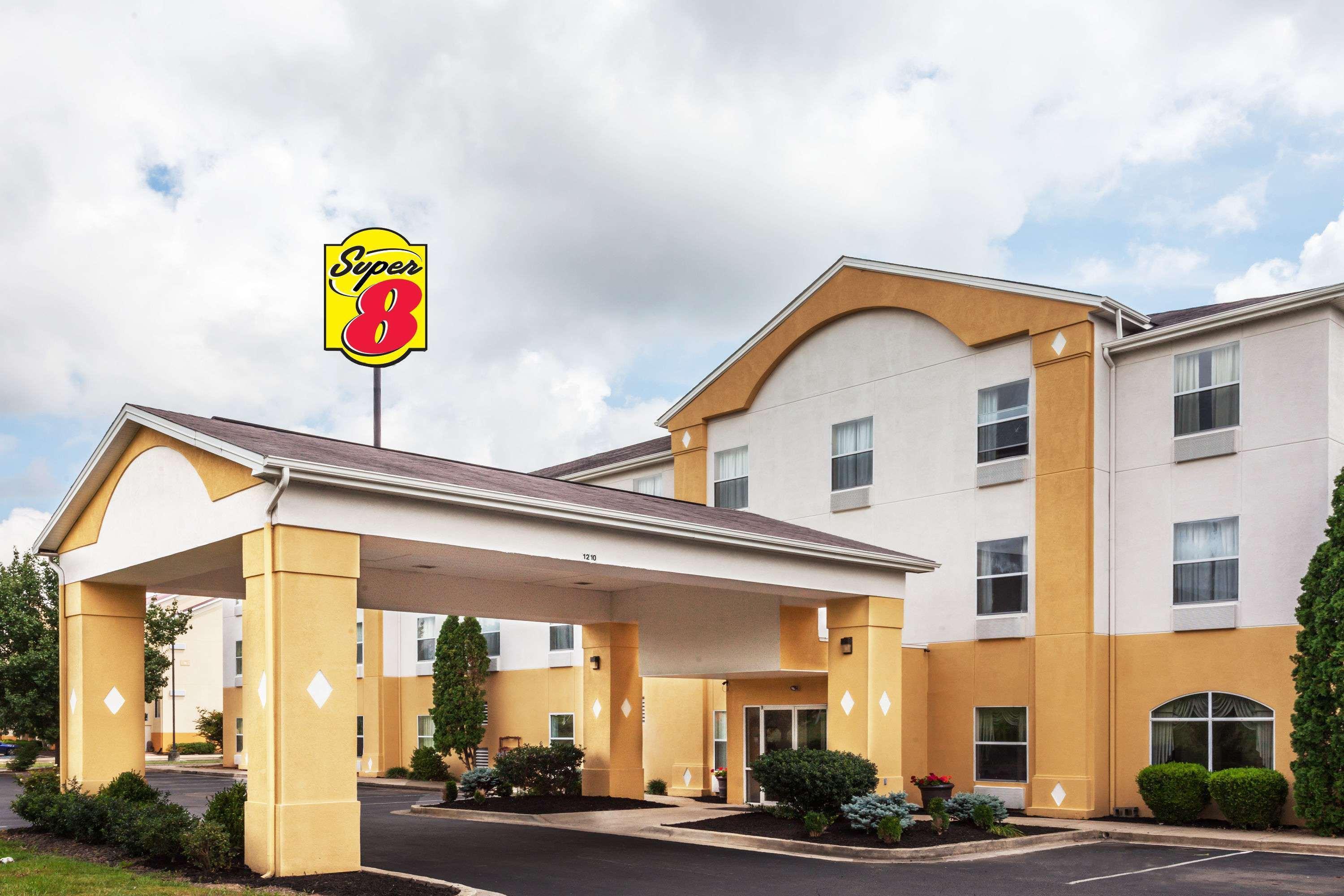 Super 8 By Wyndham La Grange Ky Hotel Exterior photo